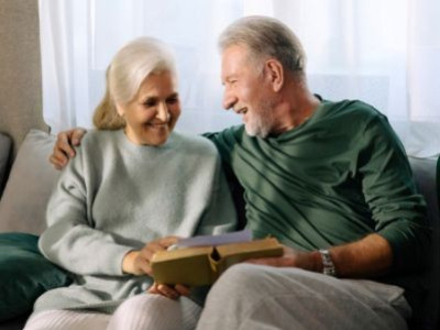 Personalised Gifts for Grandparents: Ideas They'll Always Carry With Them